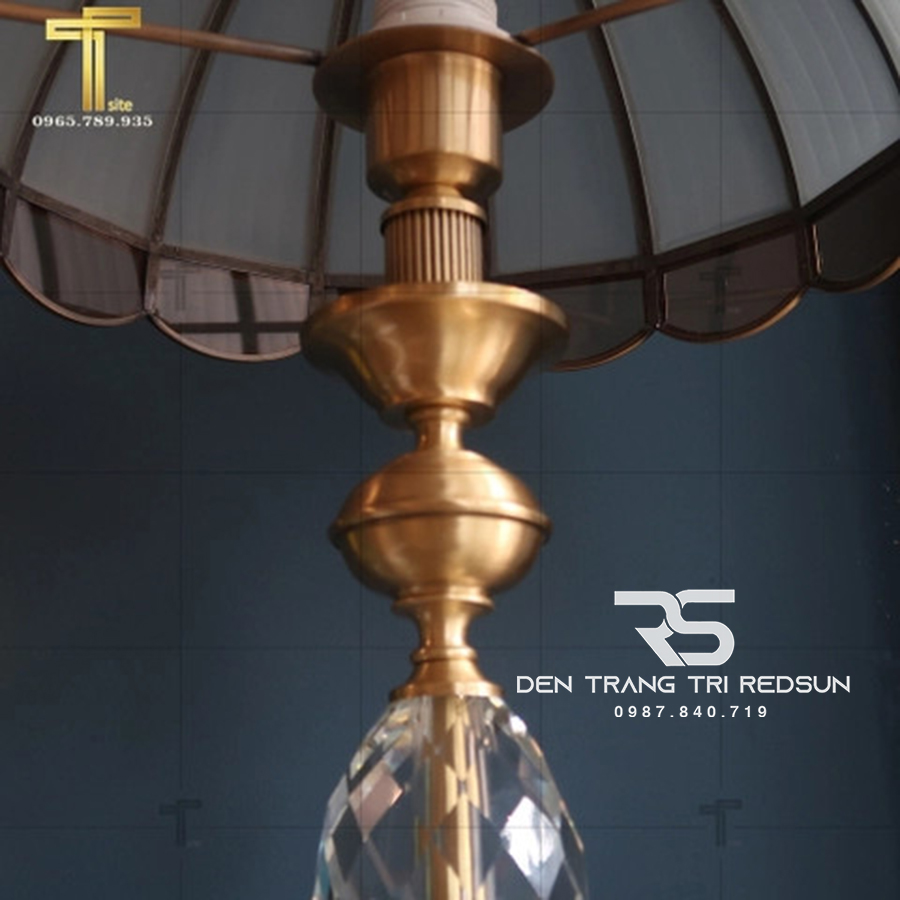 Đèn Bàn Hiện Đại DB-C502