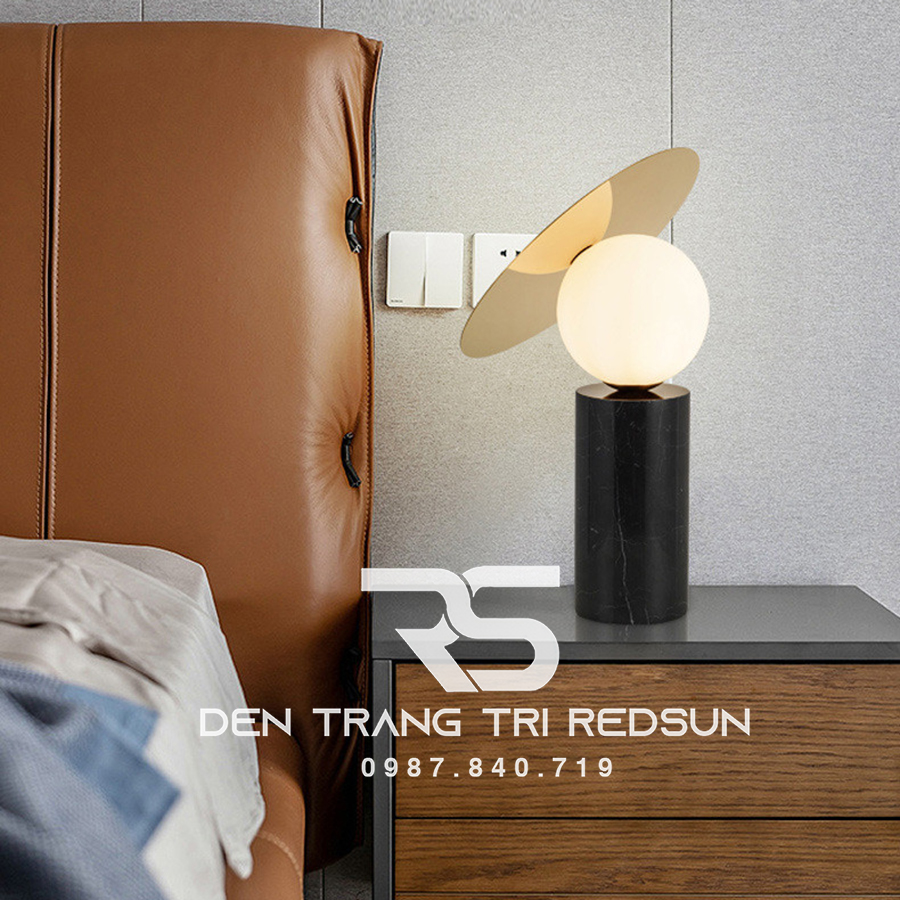 Đèn Bàn Hiện Đại Bắc Âu DB2081