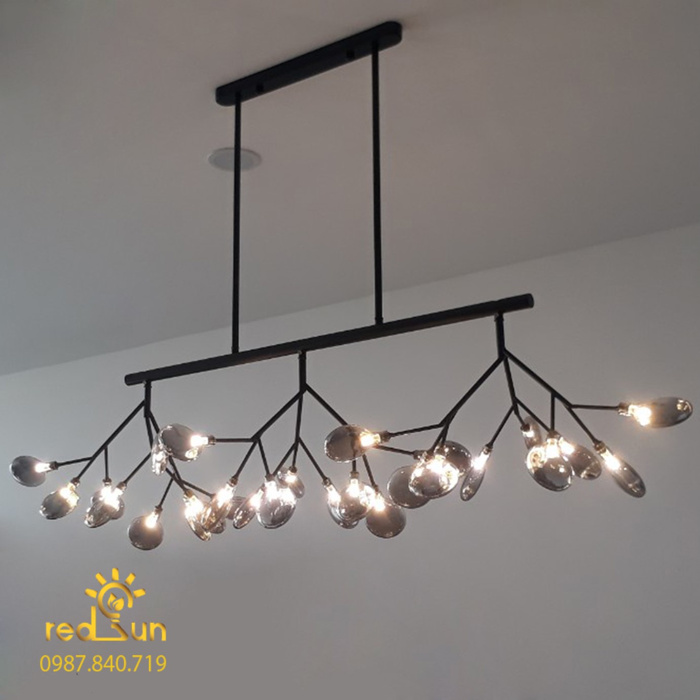 Chùm Hera thả ngang 27 lá DC-L014 (đen + khói)