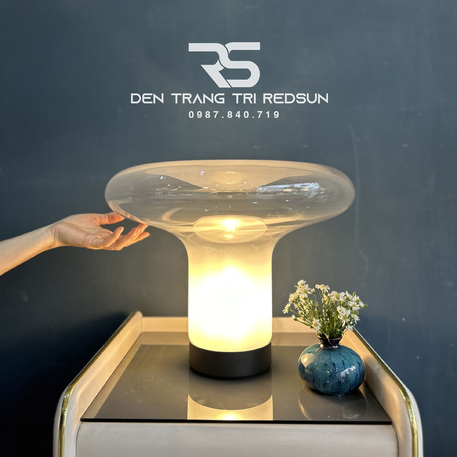 Đèn Bàn Hiện Đại Bắc Âu DB2094