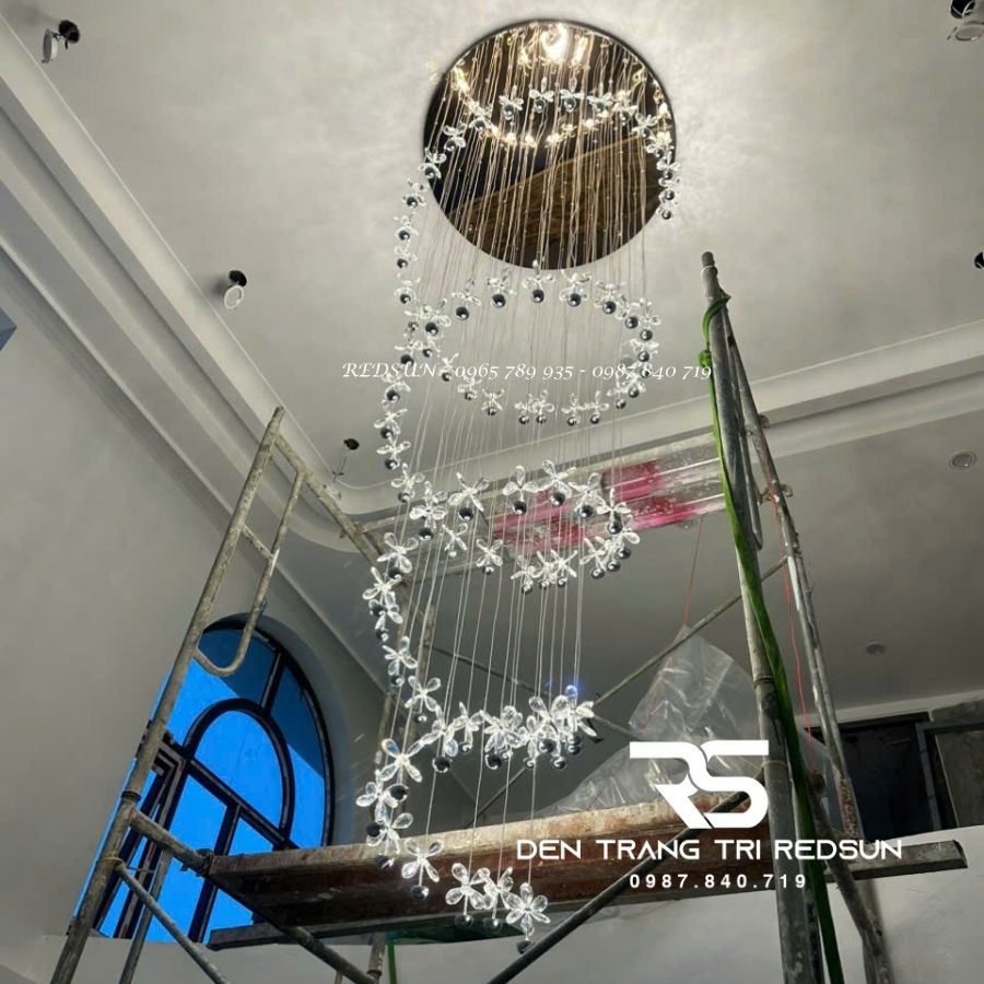 Đèn Thả Trần Cánh Hoa Pha Lê Lắp Thông Tầng, Phòng Khách, Phòng Ngủ Hiện Đại HT901