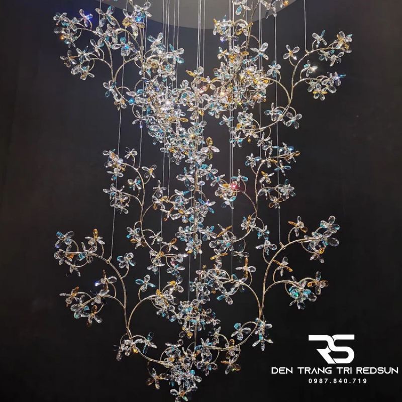 Đèn Thả Thông Tầng Hiện Đại Dải Hoa Pha Lê HTK067 