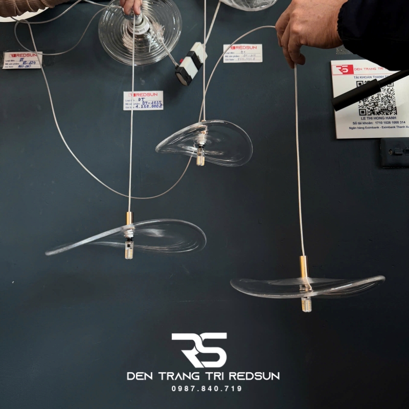 Đèn Thả Trần Hiện Đại Lắp Thông Tầng Cầu Thang, Phòng Khách, Khách Sạn, Quán Cà Phê Chất Liệu Thủy Tinh HTK081