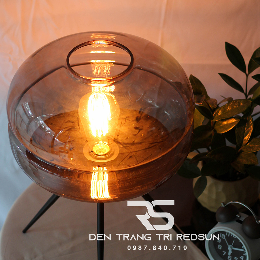 Đèn Bàn Hiện Đại Bắc Âu DB2006