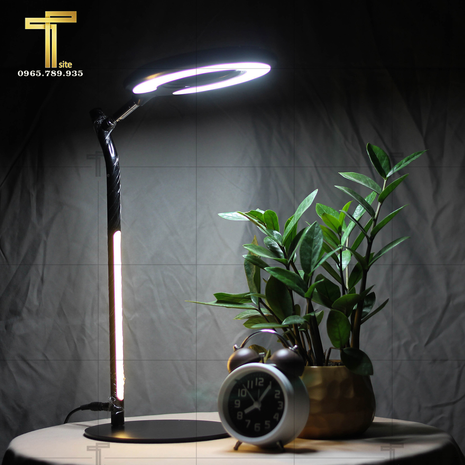 Đèn bàn hiện đại DB-C6072