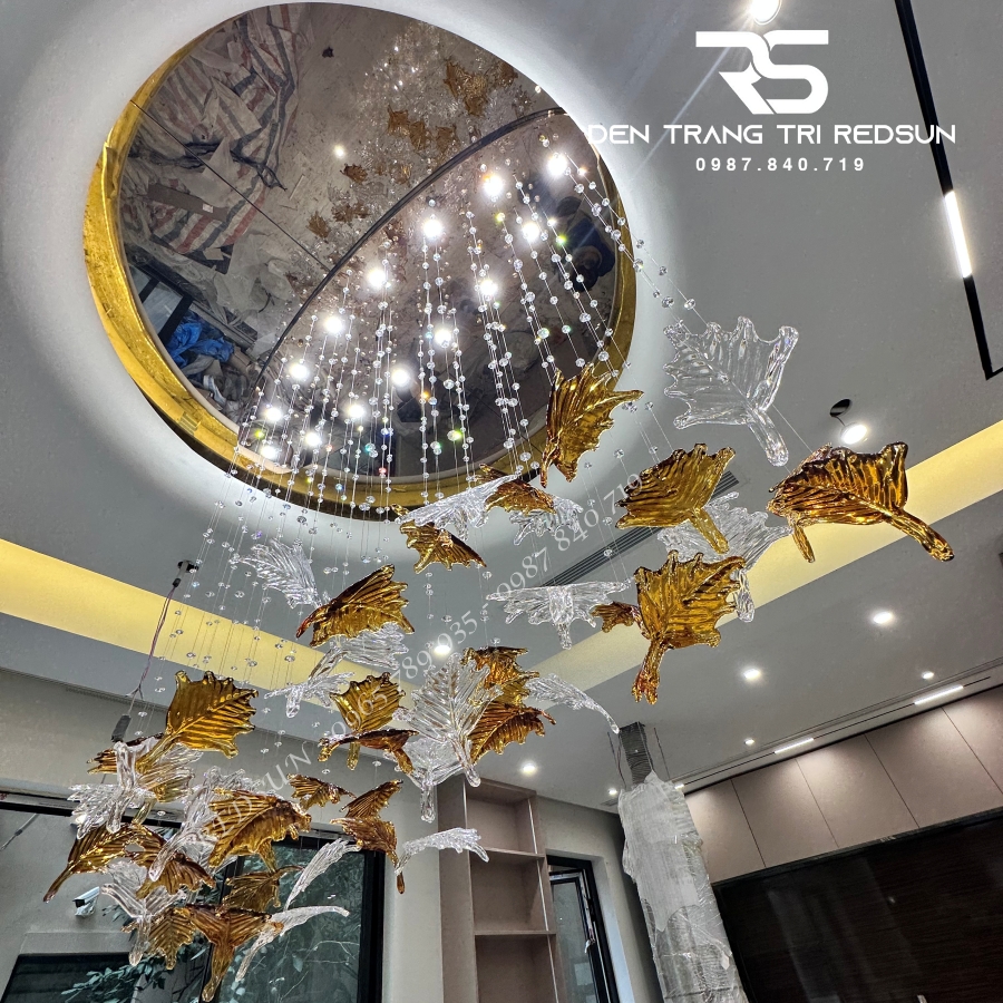 Đèn Thả Hiện Đại Lắp Phòng Khách, Sảnh Chờ, Cầu Thang Thông Tầng Lá Phong Chất Liệu Thuỷ Tinh HTK053