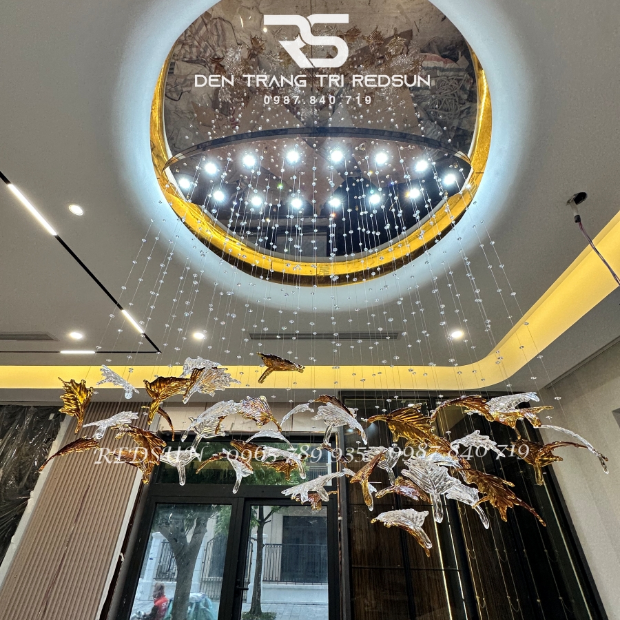 Đèn Thả Hiện Đại Lắp Phòng Khách, Sảnh Chờ, Cầu Thang Thông Tầng Lá Phong Chất Liệu Thuỷ Tinh HTK053