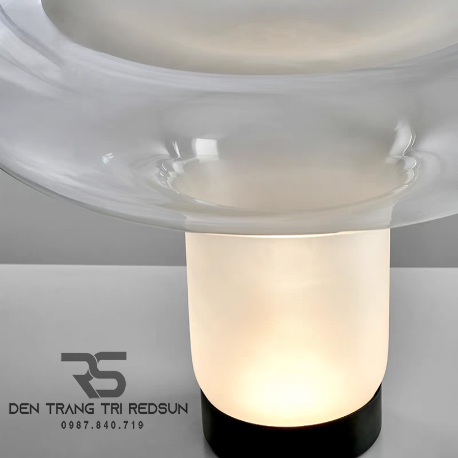 Đèn Bàn Hiện Đại Bắc Âu DB2094