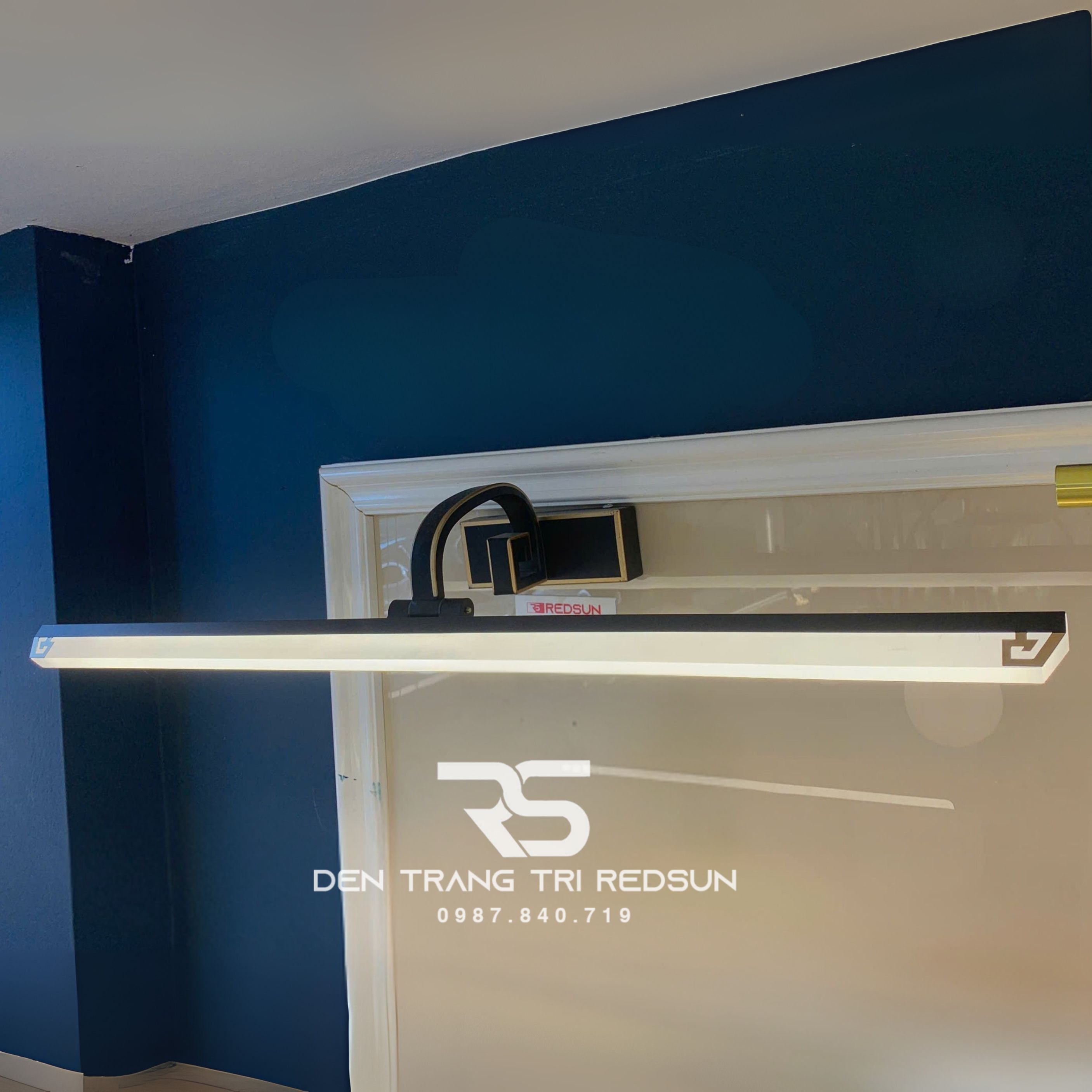 Đèn Soi Tranh, Soi Gương Hiện Đại Lắp Trang Trí Phòng Khách, Phòng Ngủ, Phòng Tắm L111