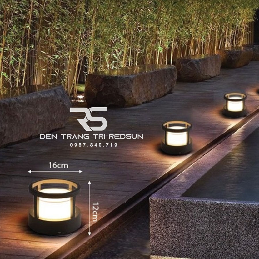 Đèn Trụ Cổng Chất Liệu Hợp Kim Lắp Ngoài Trời LT045