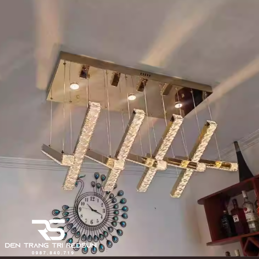 Đèn Thả Trần Hiện Đại Lắp Bàn Ăn, Bàn Đảo Chất Liệu Pha Lê HTK063