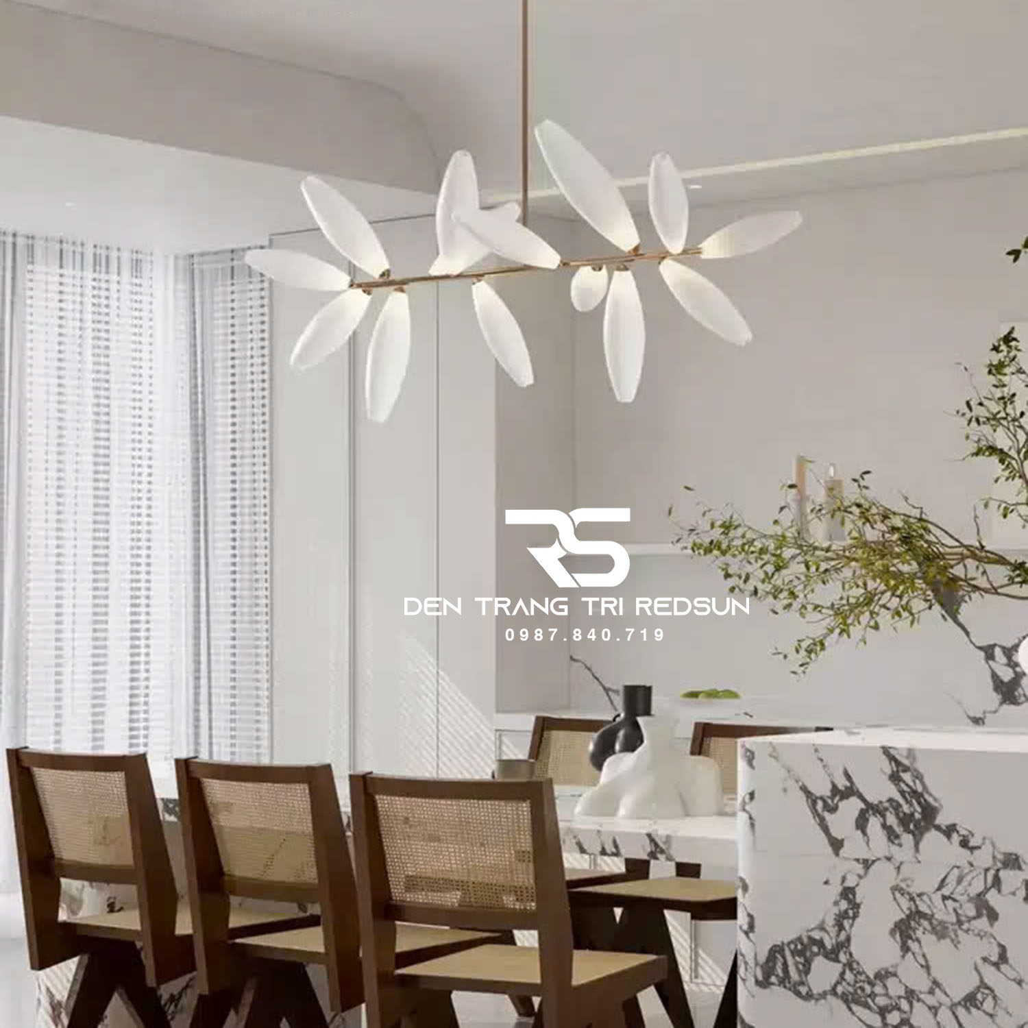 Đèn Thả Bàn Ăn Hiện Đại Phong Cách Bắc Âu Choá Thủy Tinh DC-T102