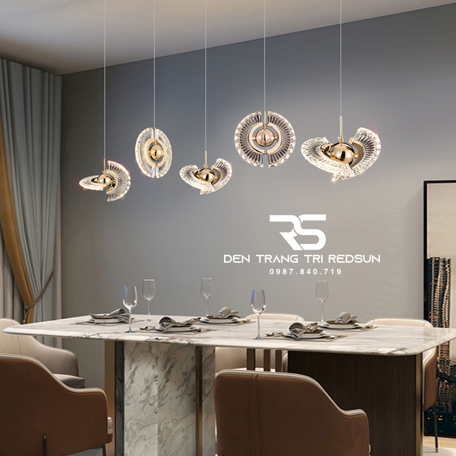 Đèn Thả Trần Hiện Đại Lắp Thông Tầng Cầu Thang, Phòng Khách, Bàn Ăn Chất Liệu Acrylic HTK072