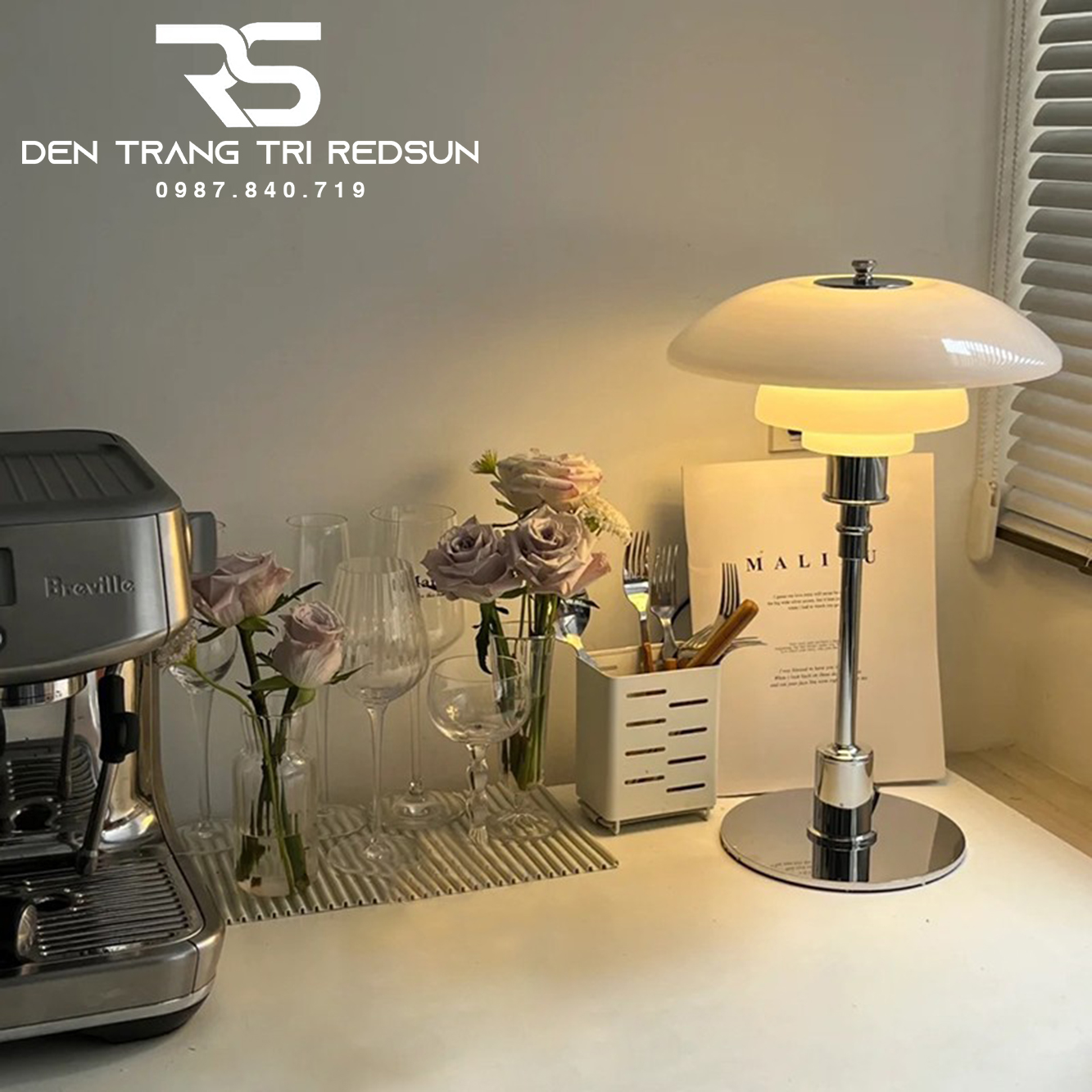 Đèn Bàn Hiện Đại Bắc Âu DB2096