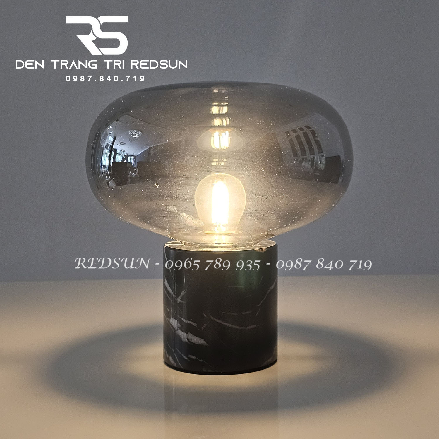 Đèn Bàn Hiện Đại Bắc Âu DB2062