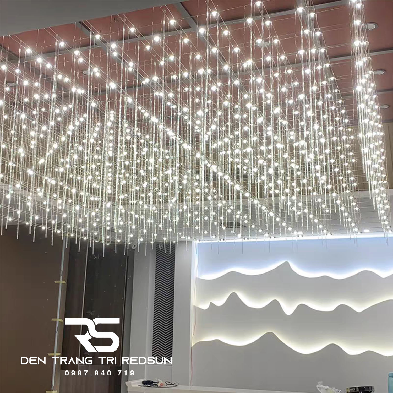 Đèn Chùm Lắp Thông Tầng, Sảnh Khách Sạn Phong Cách Bắc Âu Hiện Đại Bầu Trời Đầy Sao DC-T086