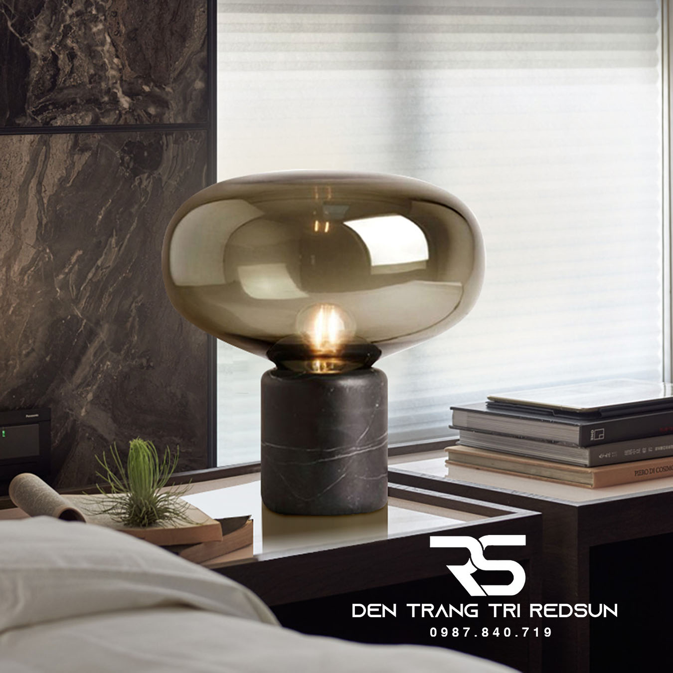 Đèn Bàn Hiện Đại Bắc Âu DB2062