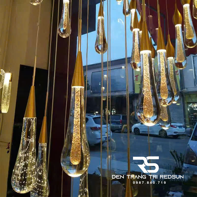 Đèn Thả Pha Lê Hiện Đại Lắp Thông Tầng Cầu Thang, Phòng Khách, Bàn Ăn HTK077