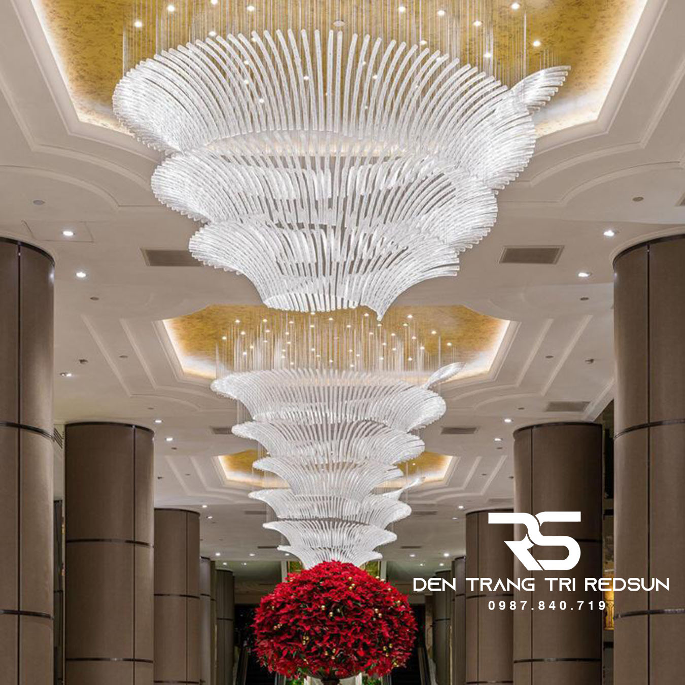 Đèn Chùm Sảnh Khách Sạn, Nhà Hàng, Phòng Tiệc Cao Cấp Phong Cách Hiện Đại Chất Liệu Thủy Tinh HTK-NK003