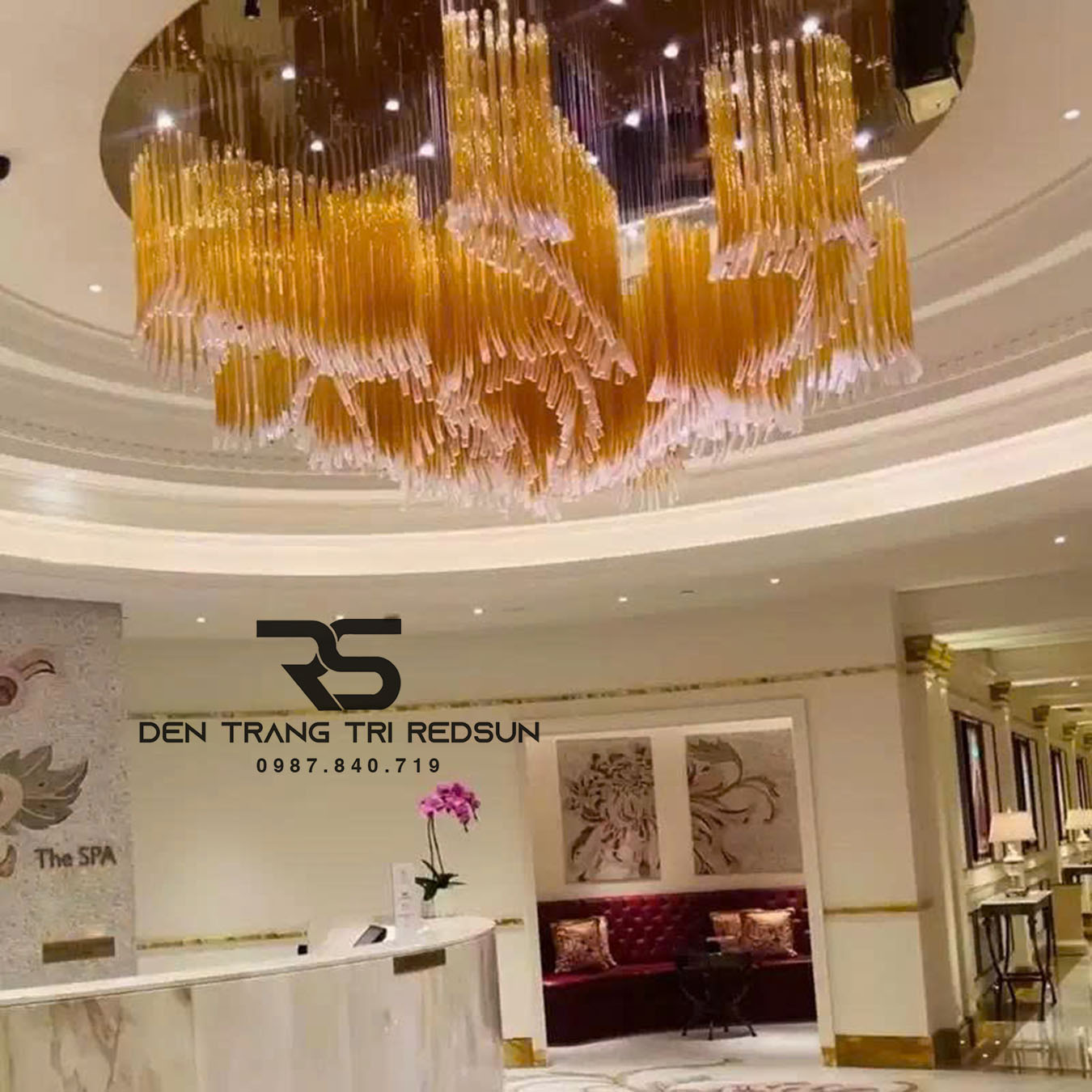 Đèn Chùm Sảnh Khách Sạn, Nhà Hàng, Phòng Tiệc Cao Cấp Phong Cách Hiện Đại Chất Liệu Thủy Tinh HTK-NK003