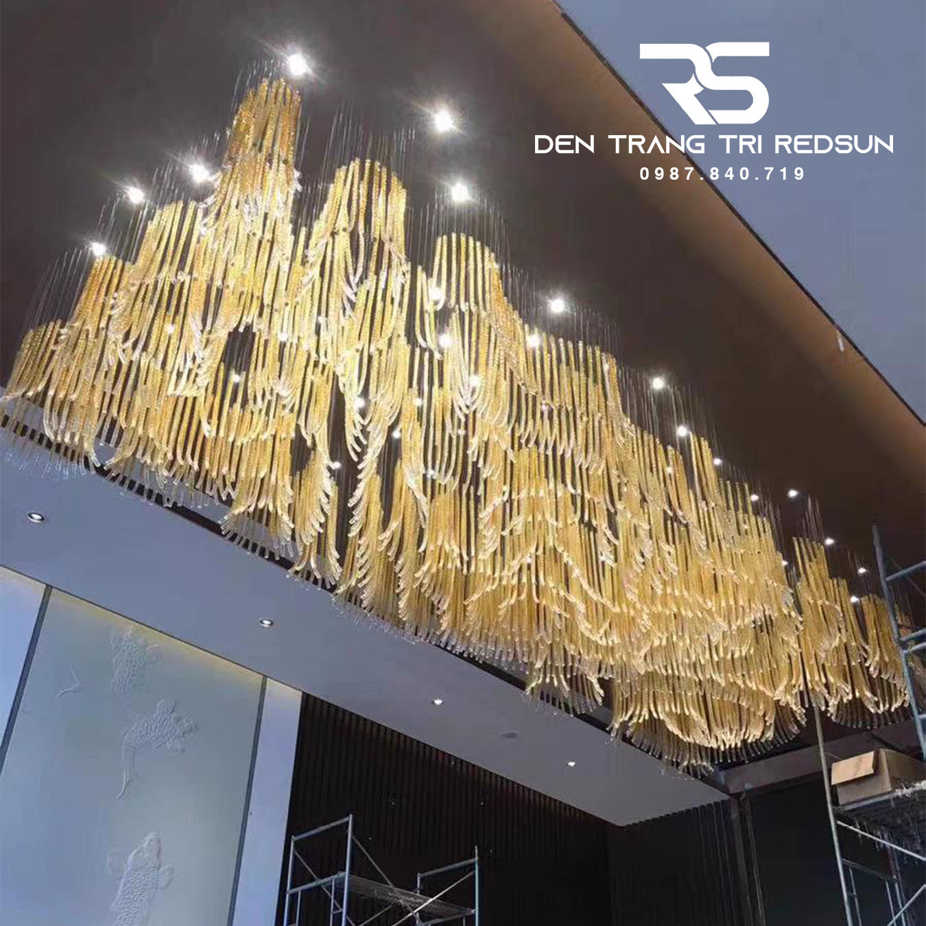 Đèn Chùm Sảnh Khách Sạn, Nhà Hàng, Phòng Tiệc Cao Cấp Phong Cách Hiện Đại Chất Liệu Thủy Tinh HTK-NK003