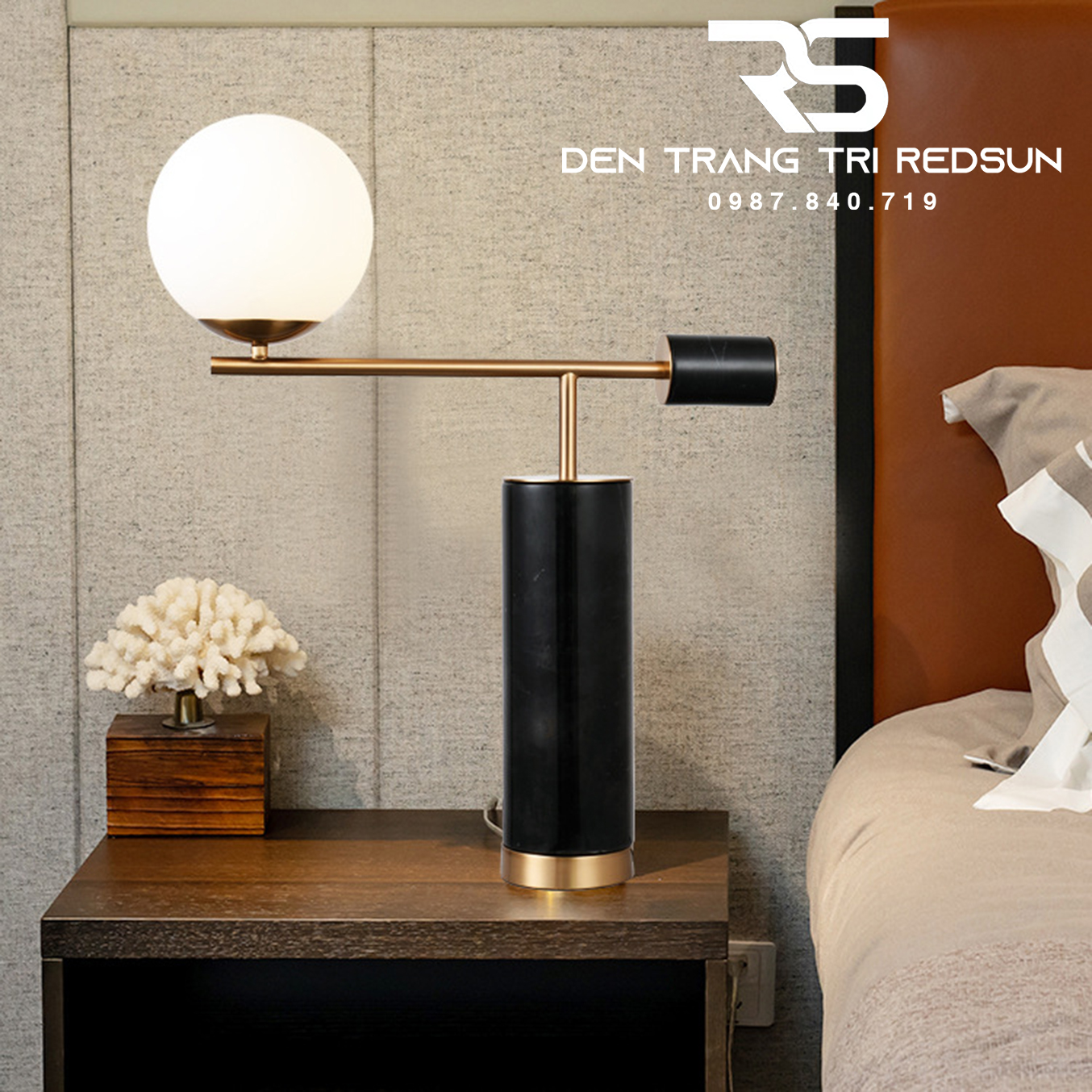 Đèn Bàn Hiện Đại Bắc Âu DB2008