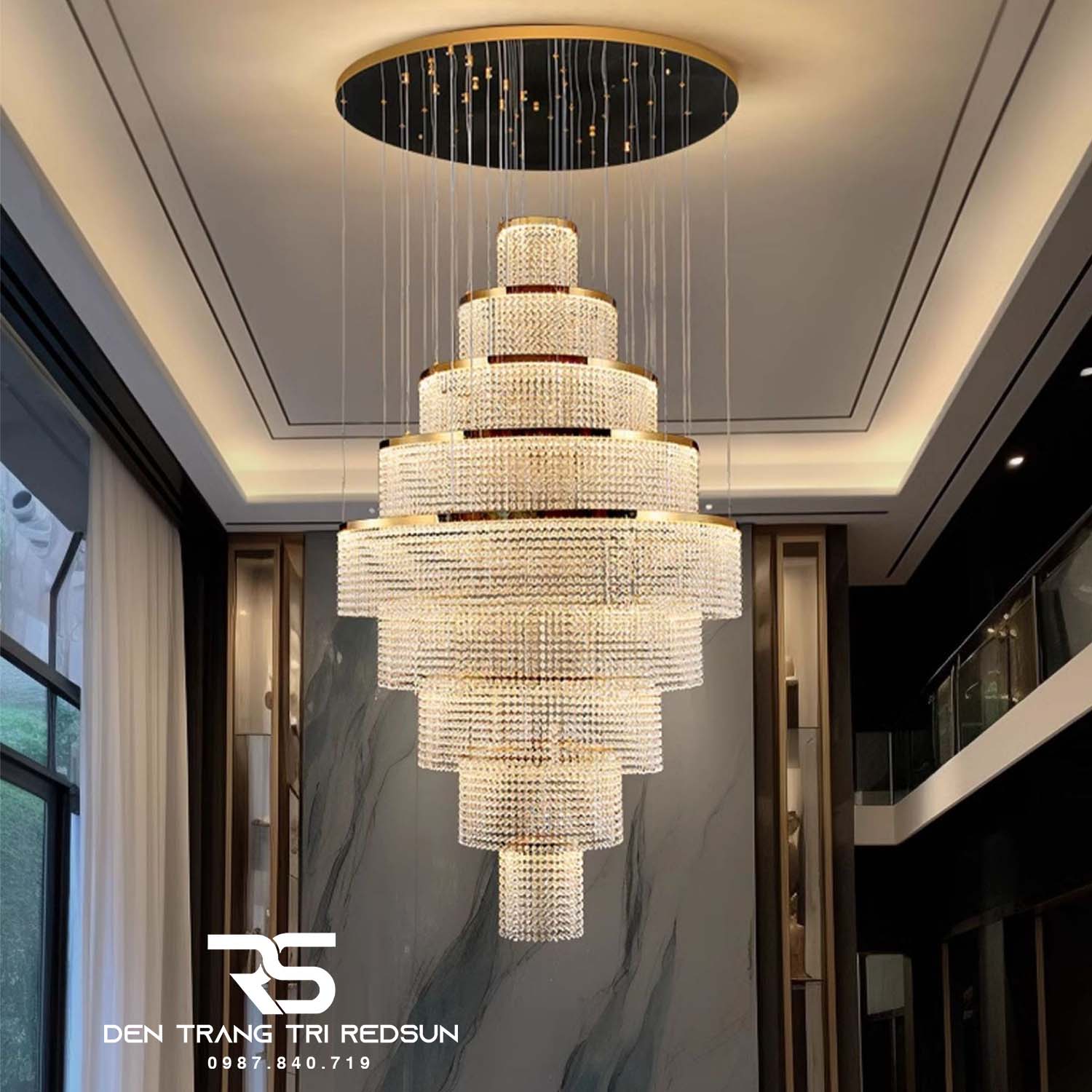 Đèn Chùm Pha Lê Lắp Thông Tầng, Sảnh Khách Sạn Phong Cách Bắc Âu Hiện Đại DCP-014