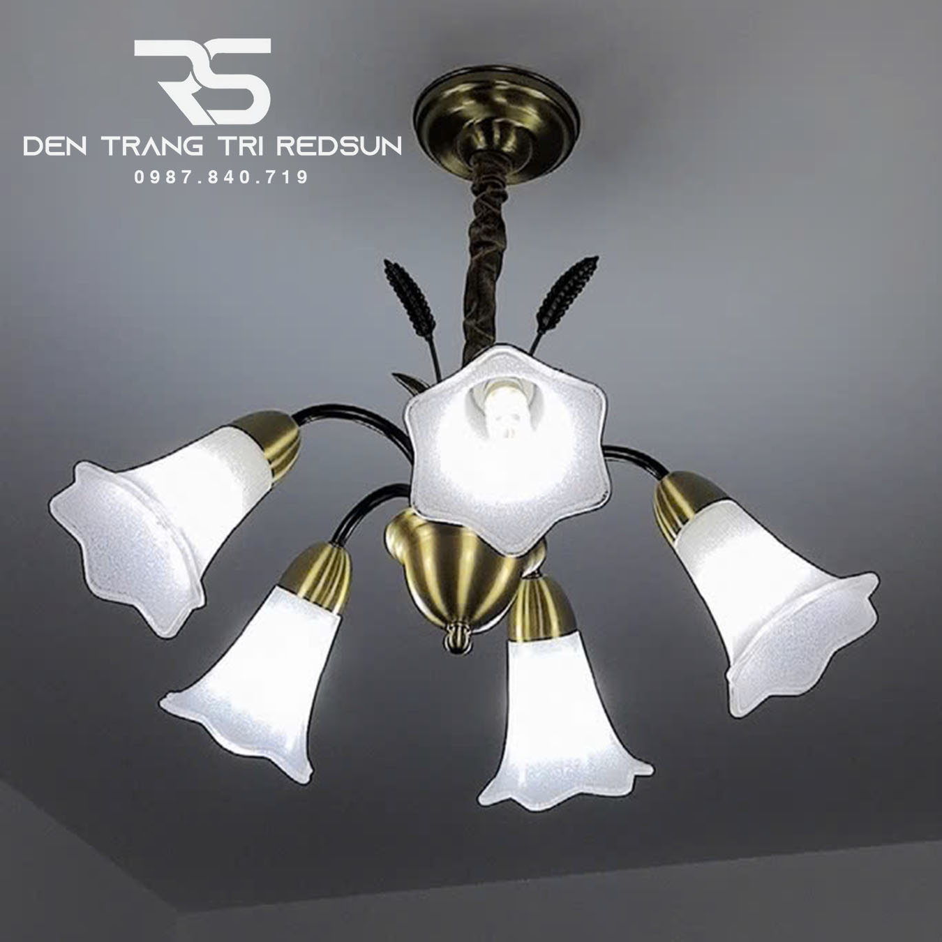 Đèn Chùm Phòng Khách Hiện Đại Phong Cách Indochine Chao Thuỷ Tinh N8037