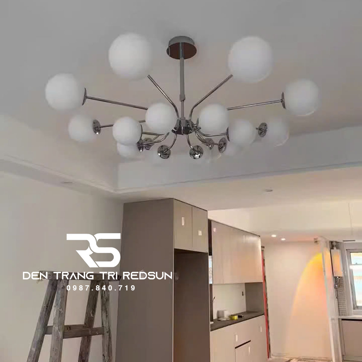 Đèn Chùm Phòng Khách Hiện Đại Chao Thuỷ Tinh N8041/16