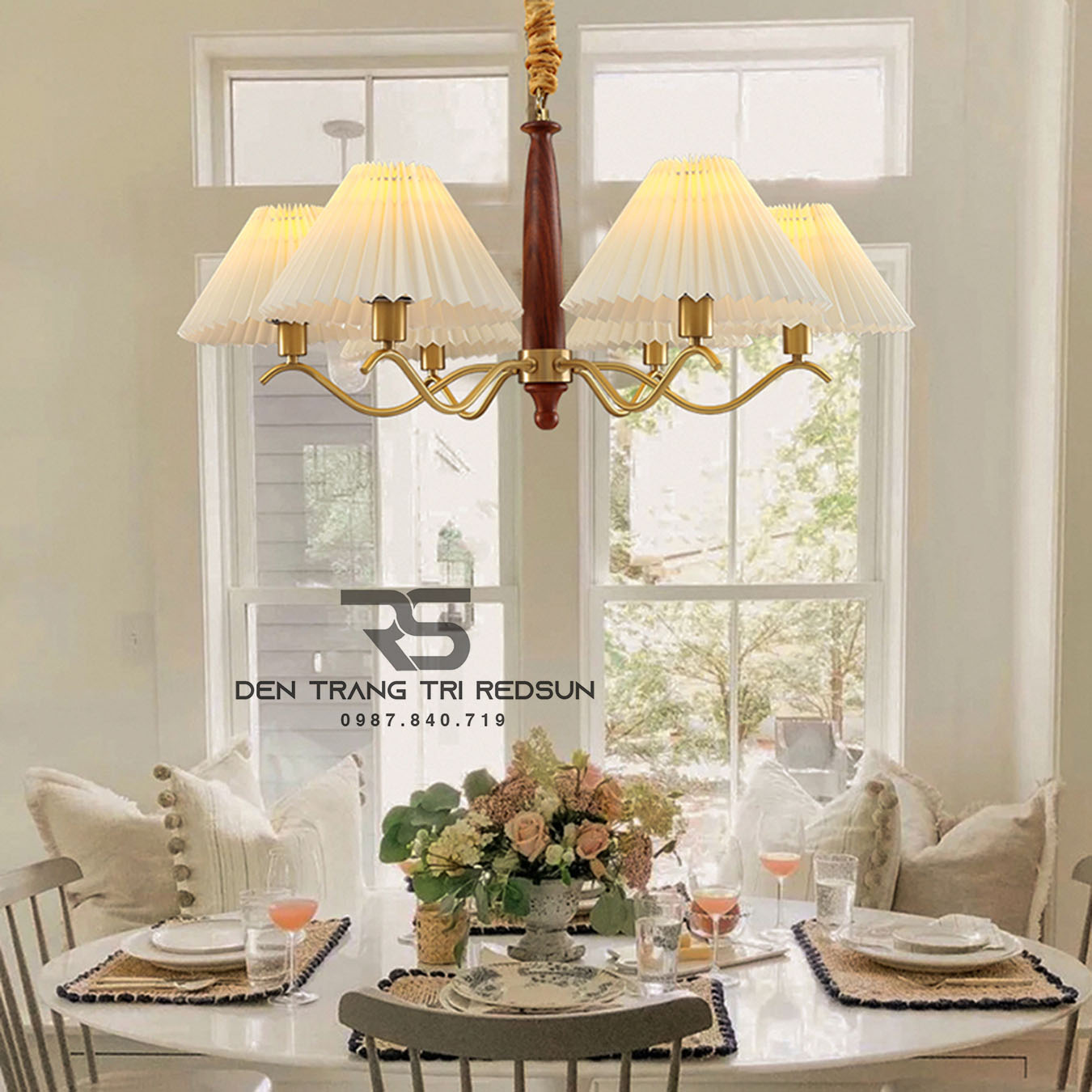 Đèn Chùm Phòng Khách Hiện Đại Phong Cách Indochine Chao Vải N2202