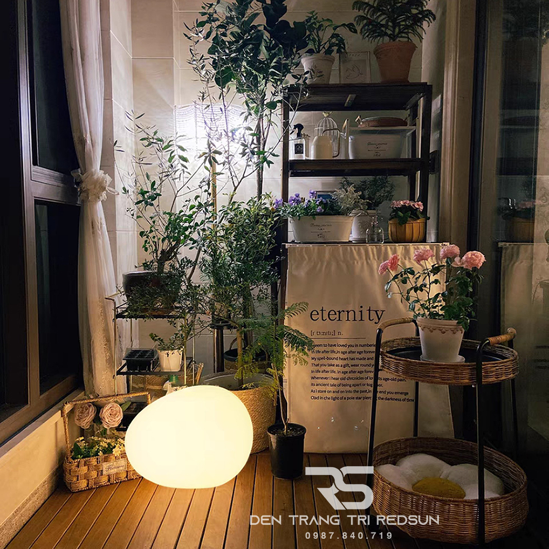 Đèn Bàn Hiện Đại Bắc Âu DB2083