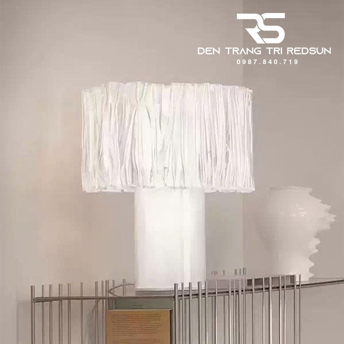 Đèn Bàn Hiện Đại Bắc Âu DB2110