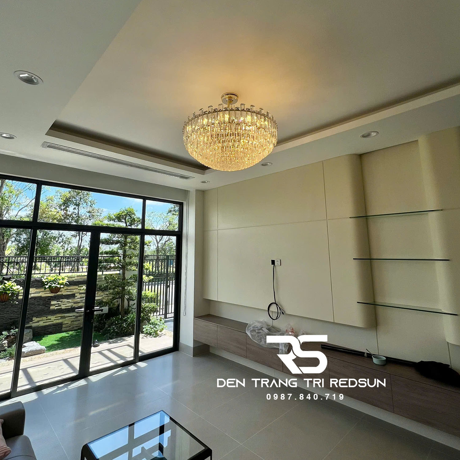 Đèn Chùm Pha Lê Cao Cấp Lắp Phòng Khách, Phòng Ăn, Khách Sạn, Nhà Hàng Phong Cách Hiện Đại TPL017