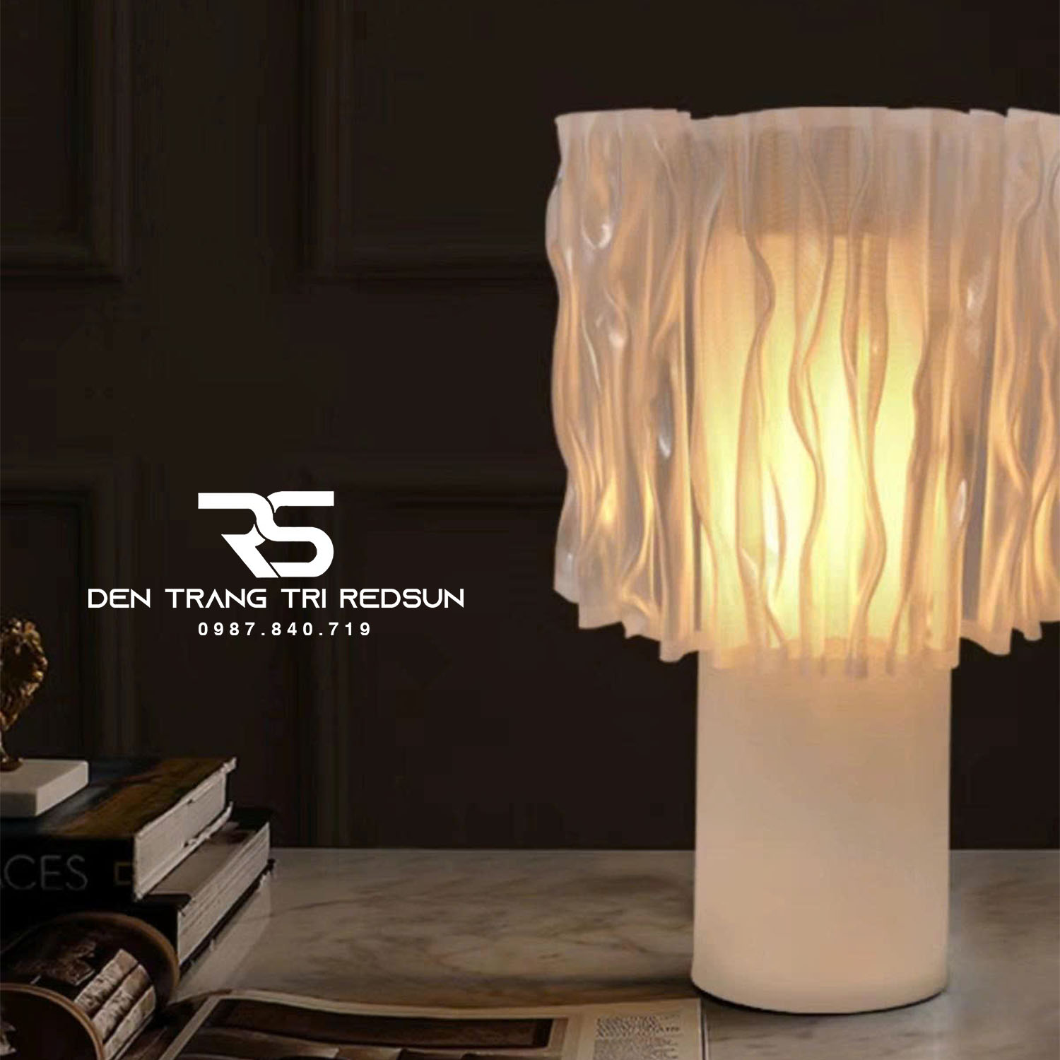 Đèn Bàn Hiện Đại Bắc Âu DB2110