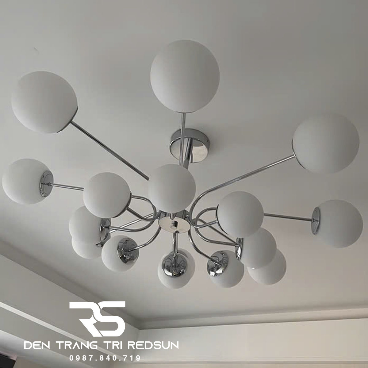 Đèn Chùm Phòng Khách Hiện Đại Chao Thuỷ Tinh N8041/16