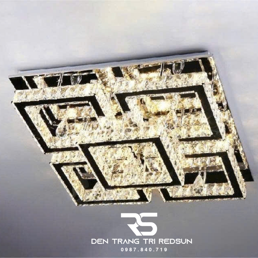 Đèn Mâm Pha Lê Vuông Ốp Trần Phòng Khách Hiện Đại M9146