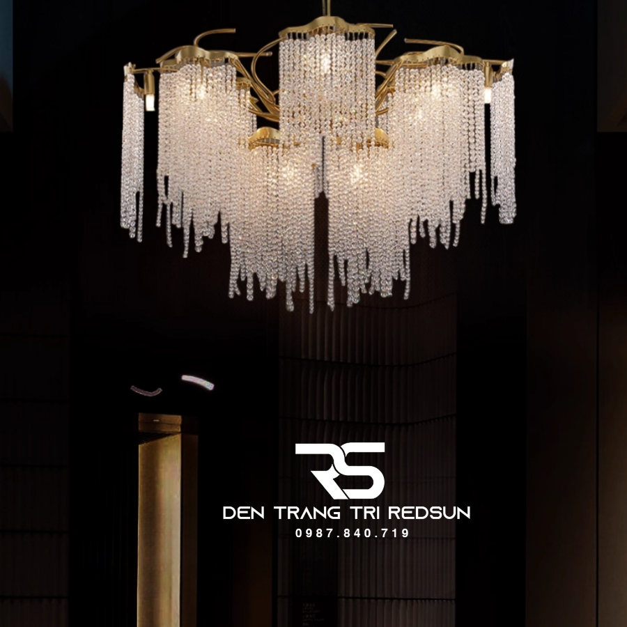 Đèn Chùm Trang Trí Phòng Khách, Sảnh Chờ, Phòng Ăn Tua Rua Chất Liệu Pha Lê DCP-004