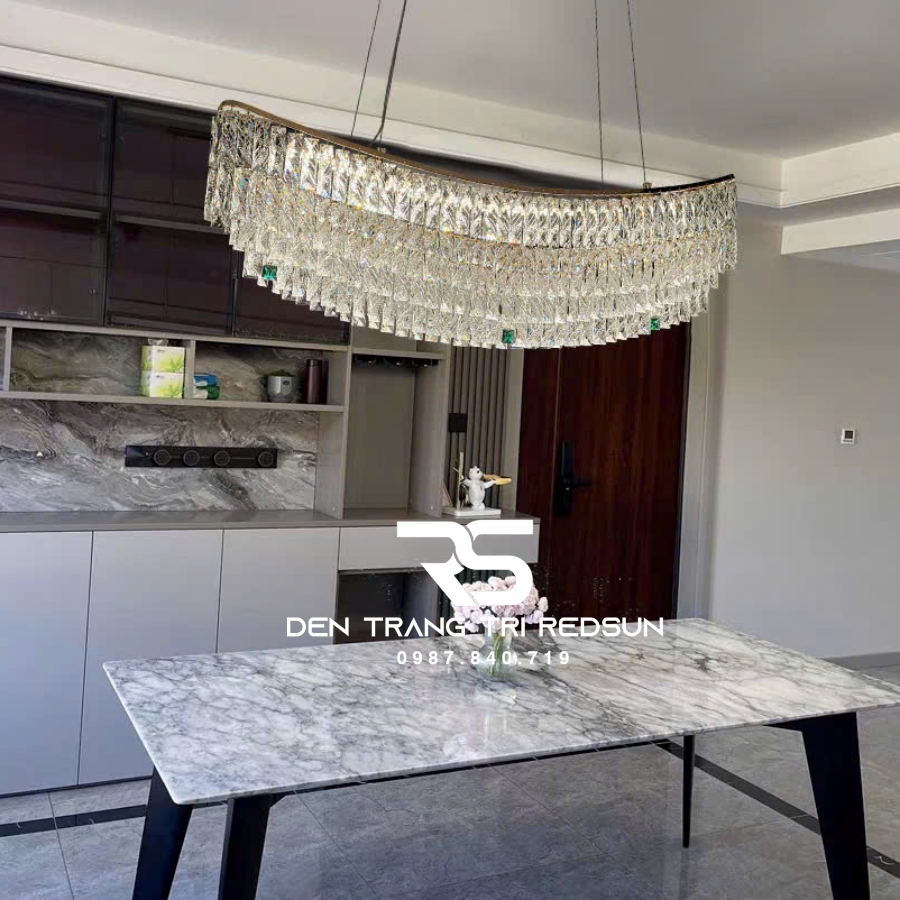 Đèn Chùm Trang Trí Phòng Khách, Sảnh Chờ, Phòng Ăn, Phòng Ngủ Chất Liệu Pha Lê  DCP-012