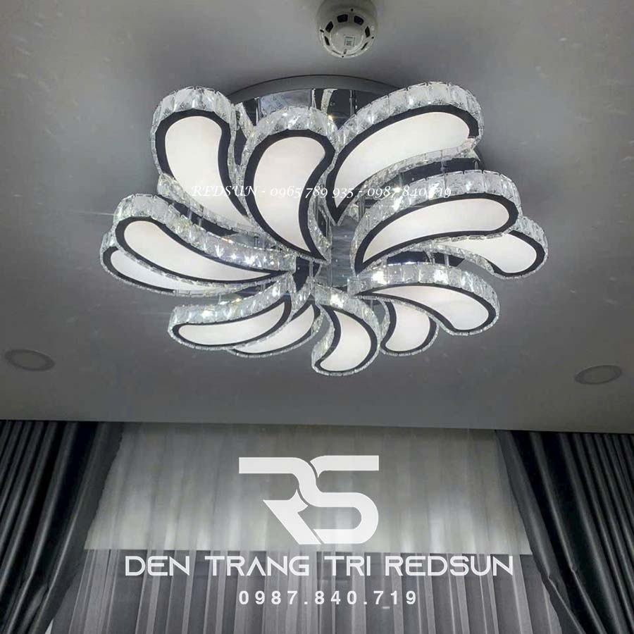 Đèn Mâm Mica Pha Lê Ốp Trần Phòng Khách Hiện Đại MKPL-09