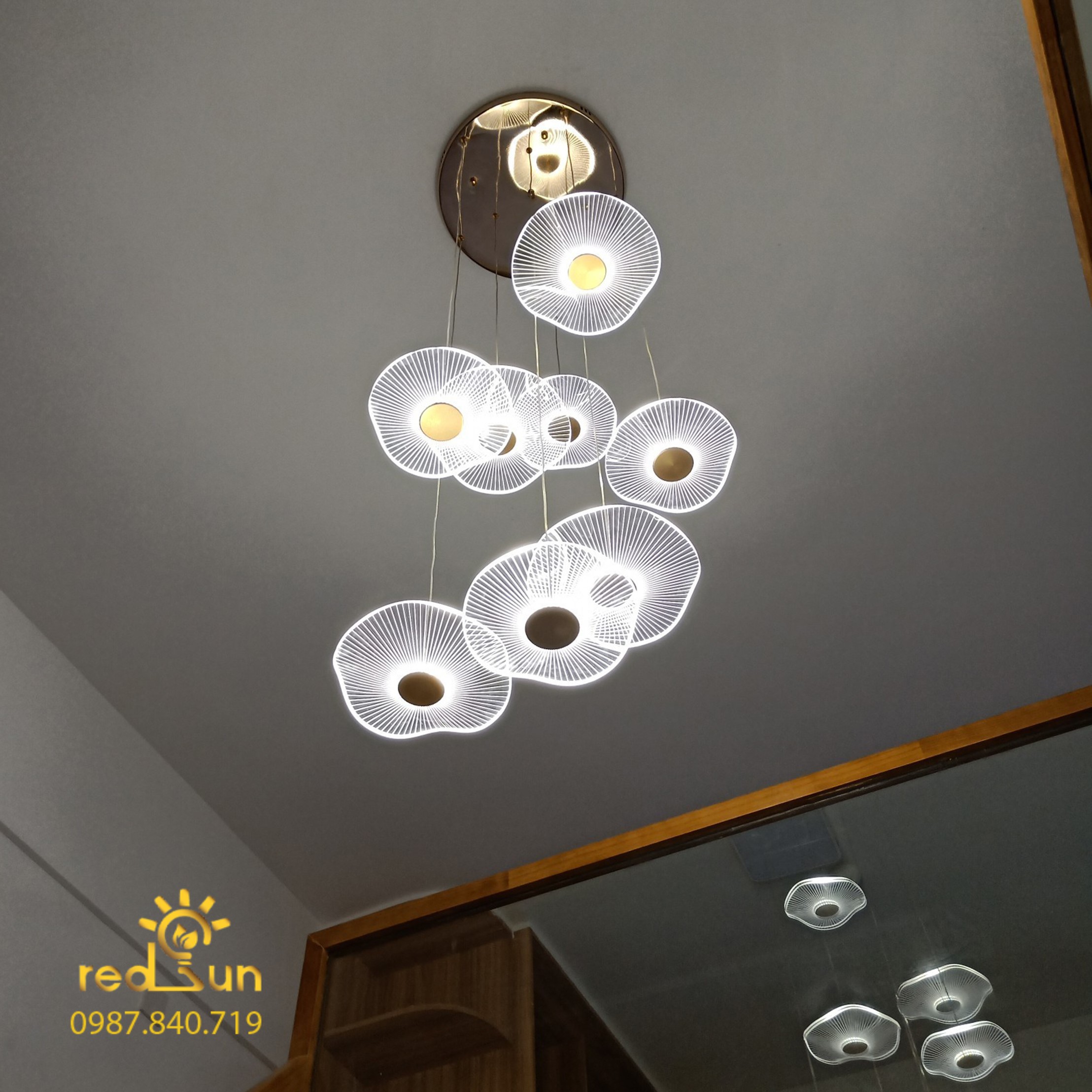 Bộ đèn thả 10 lá sen Mica CDT-T020