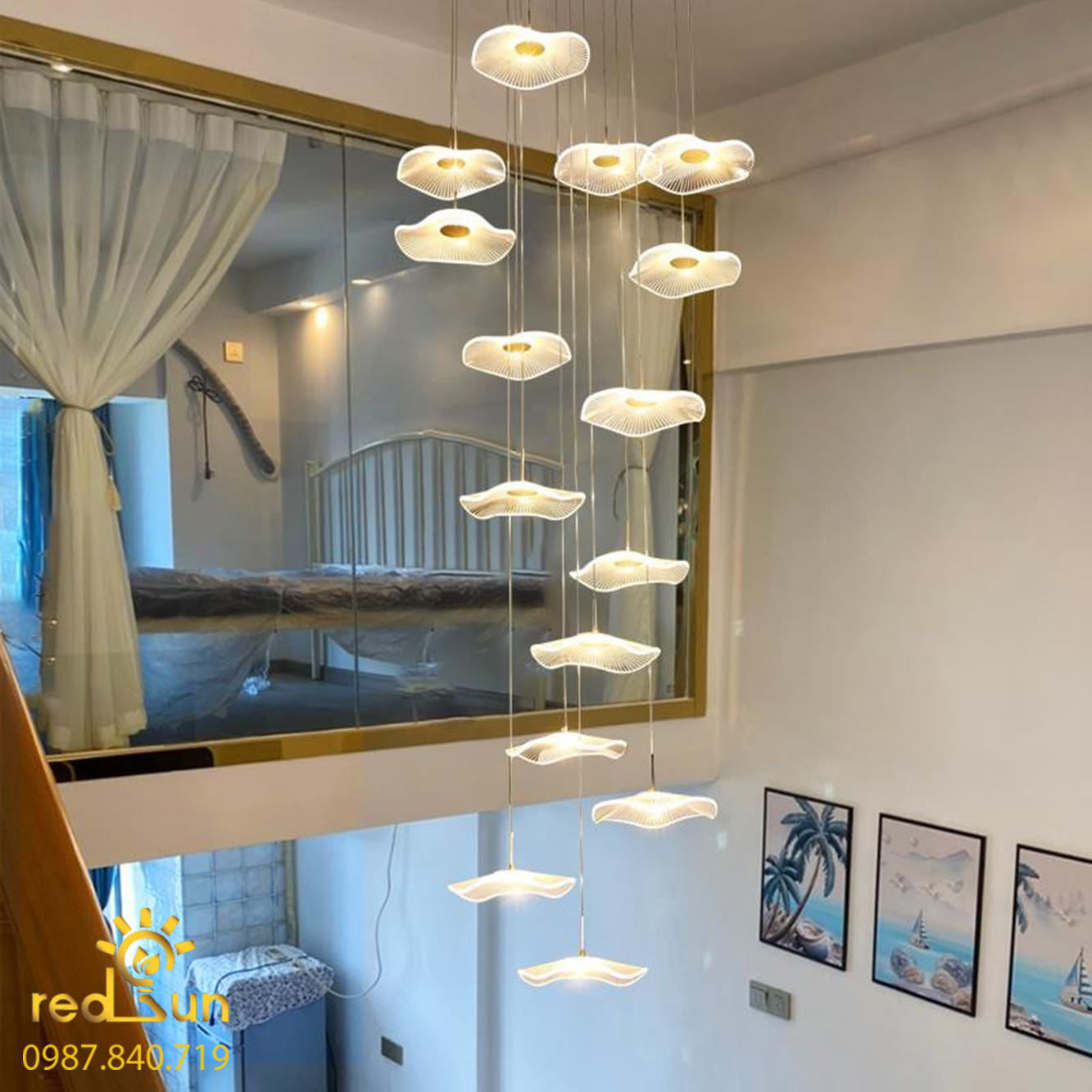 Đèn Thả Trần Lắp Thông Tầng Cầu Thang, Phòng Khách, Bàn Ăn Hình Lá Sen HTK035