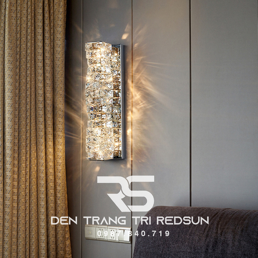 Đèn tường pha lê trang trí phòng khách hiện đại DT1190