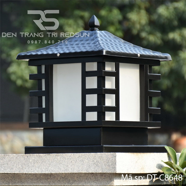 den-tru-cong-chat-lieu-hop-kim-lap-ngoai-troi-dt-c8648bk