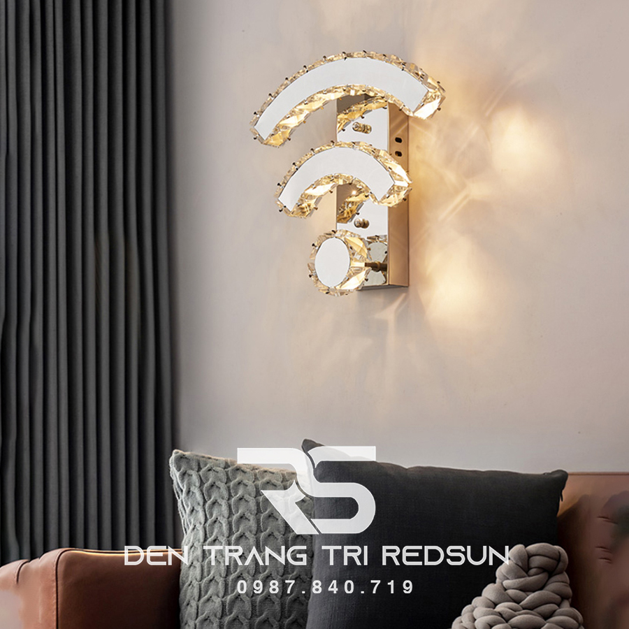 Đèn tường pha lê trang trí phòng khách hiện đại DT1177