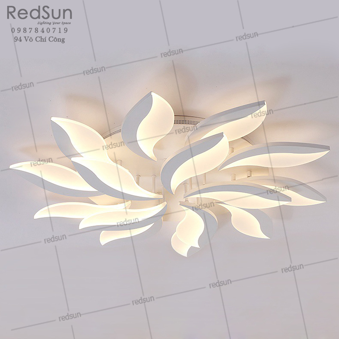 Mâm ốp trần Mika đuôi cáo 15 OT-011