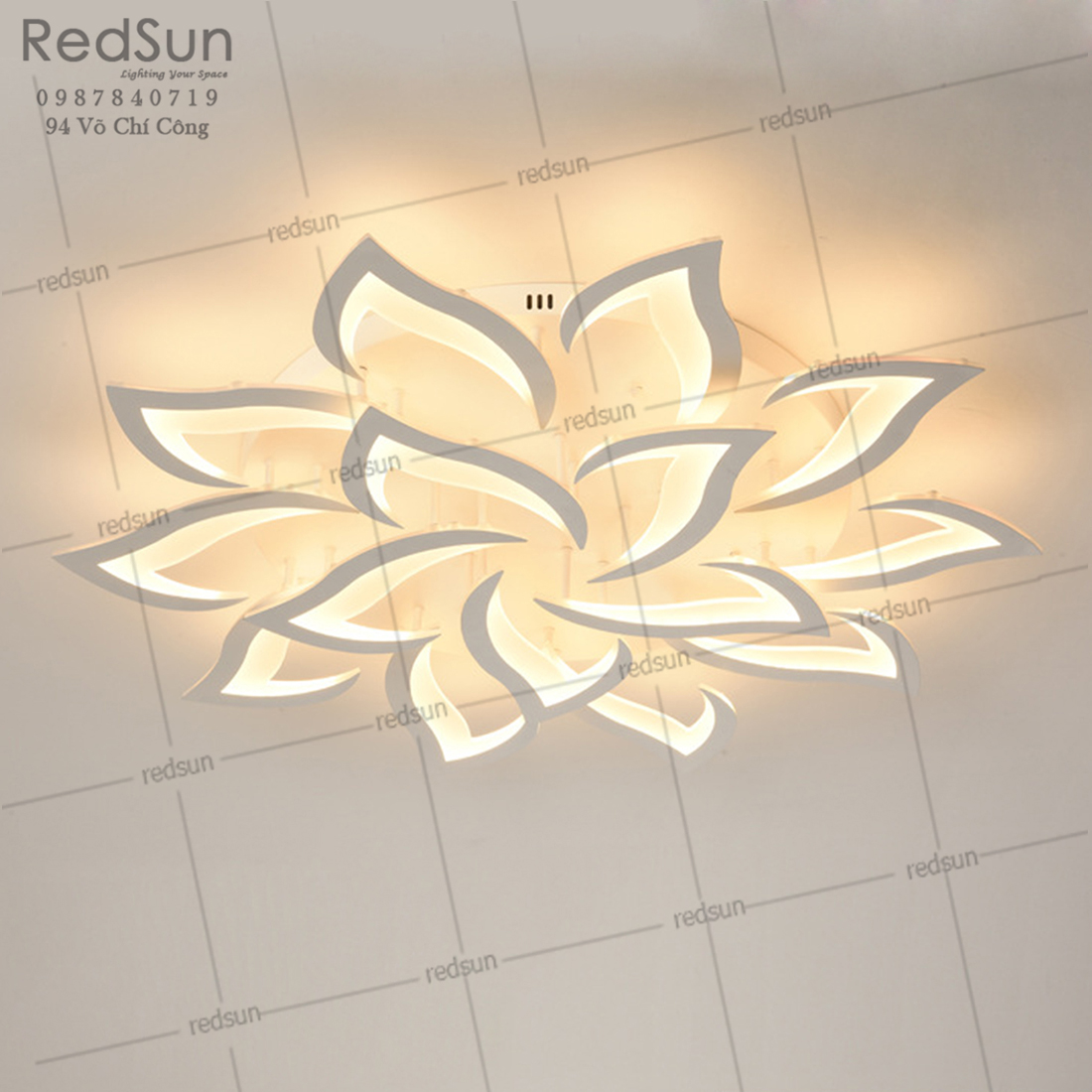 Mâm ốp trần Mika xoáy 15 lá OT-009