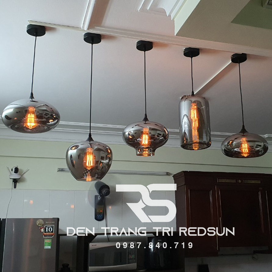 Đèn Thả Trần Hiện Đại Bắc Âu Choá Thuỷ Tinh Đen Khói CDT-L014 Dáng C