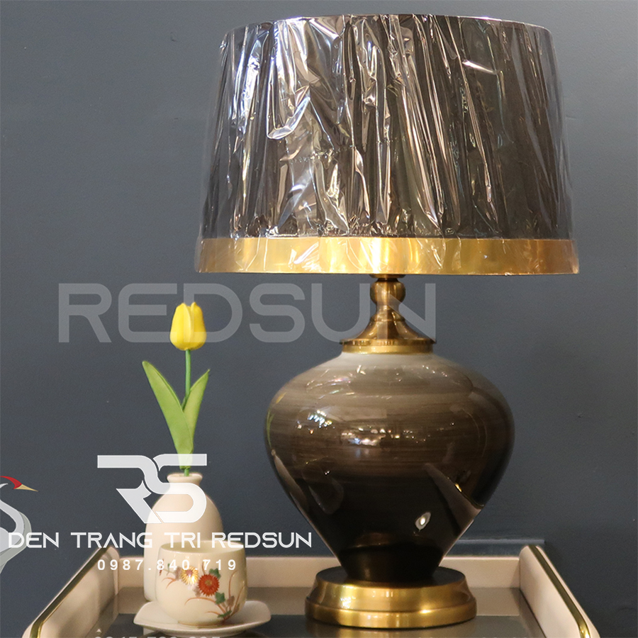 den-ban-hien-dai-db-c8788