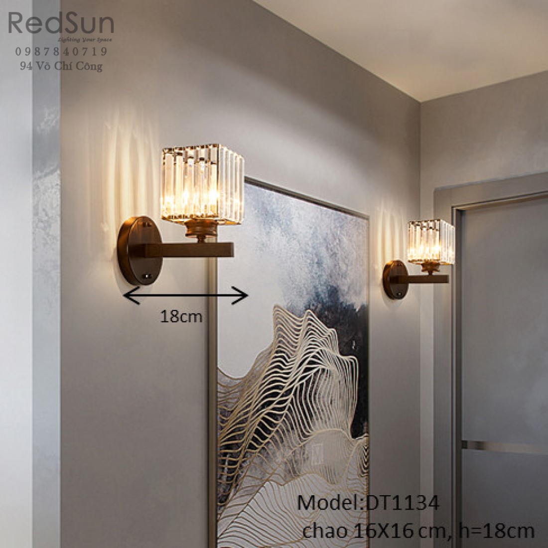 Đèn tường pha lê chao lập phương thân đen DT1134