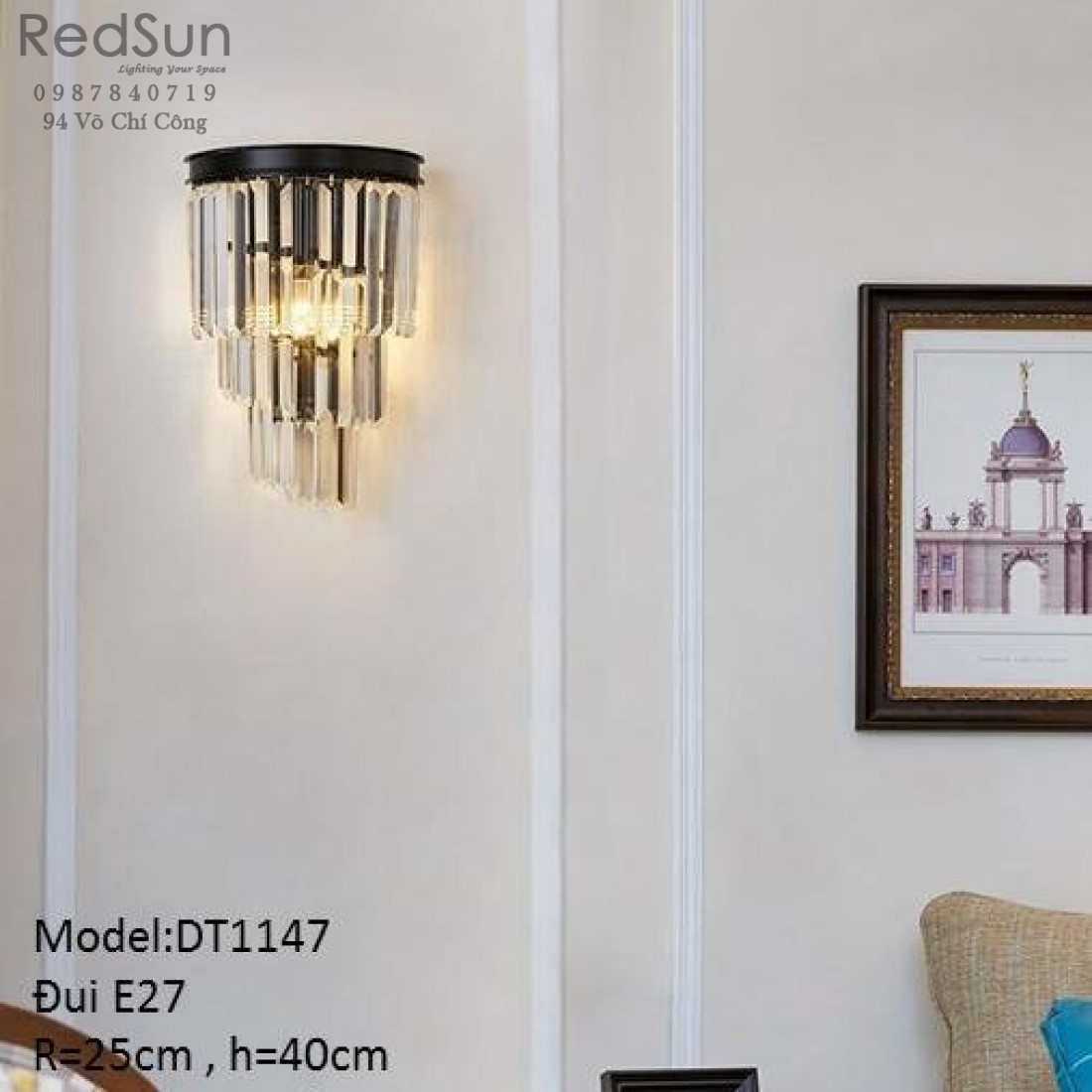 Đèn tường pha lê 3 tầng thân đen DT1147